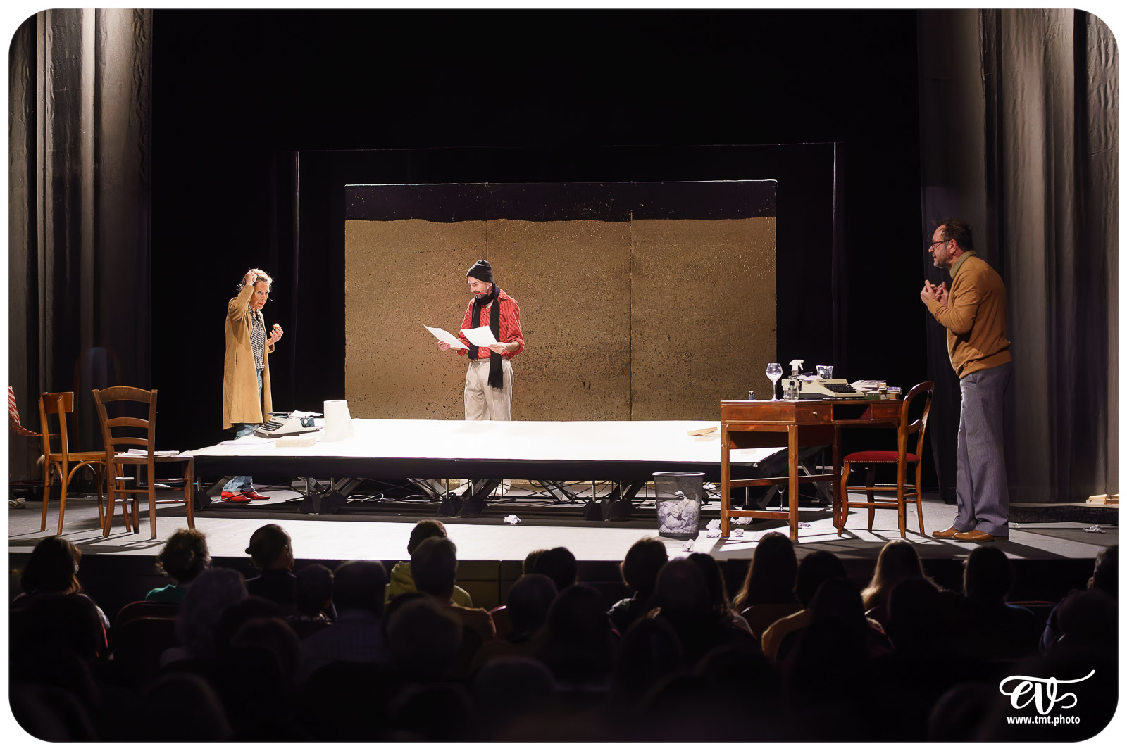 HISTOIRE D'AMOUR (DERNIERS CHAPÎTRES) - CIE LE TALON ROUGE